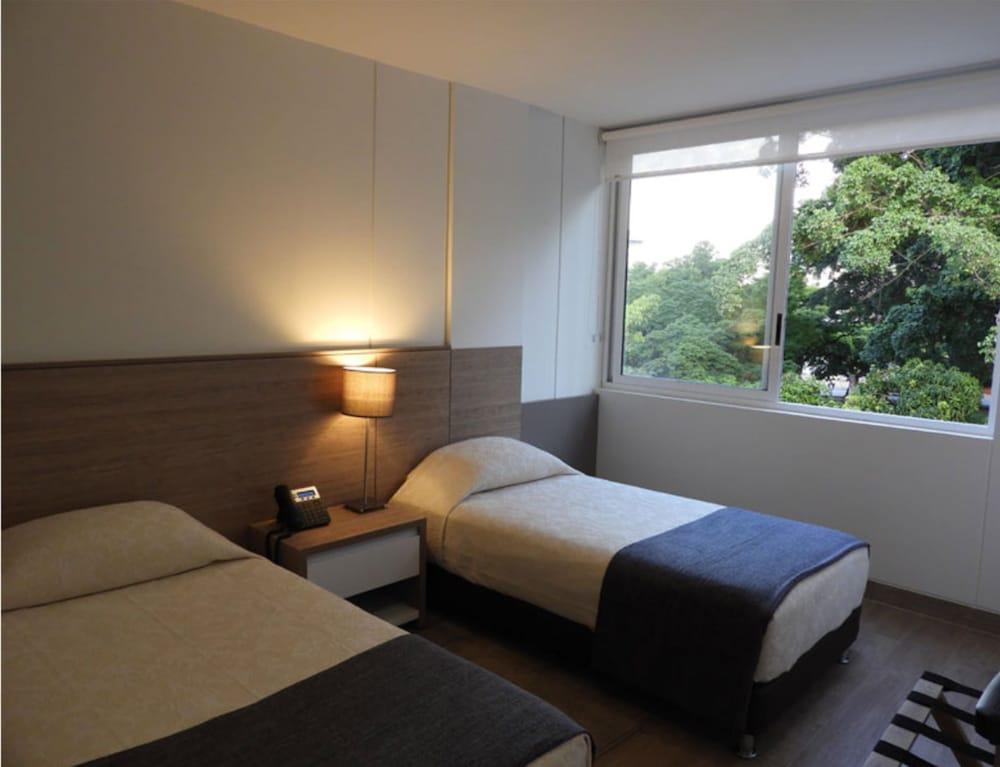Park V Hotel & Suites Cali Extérieur photo