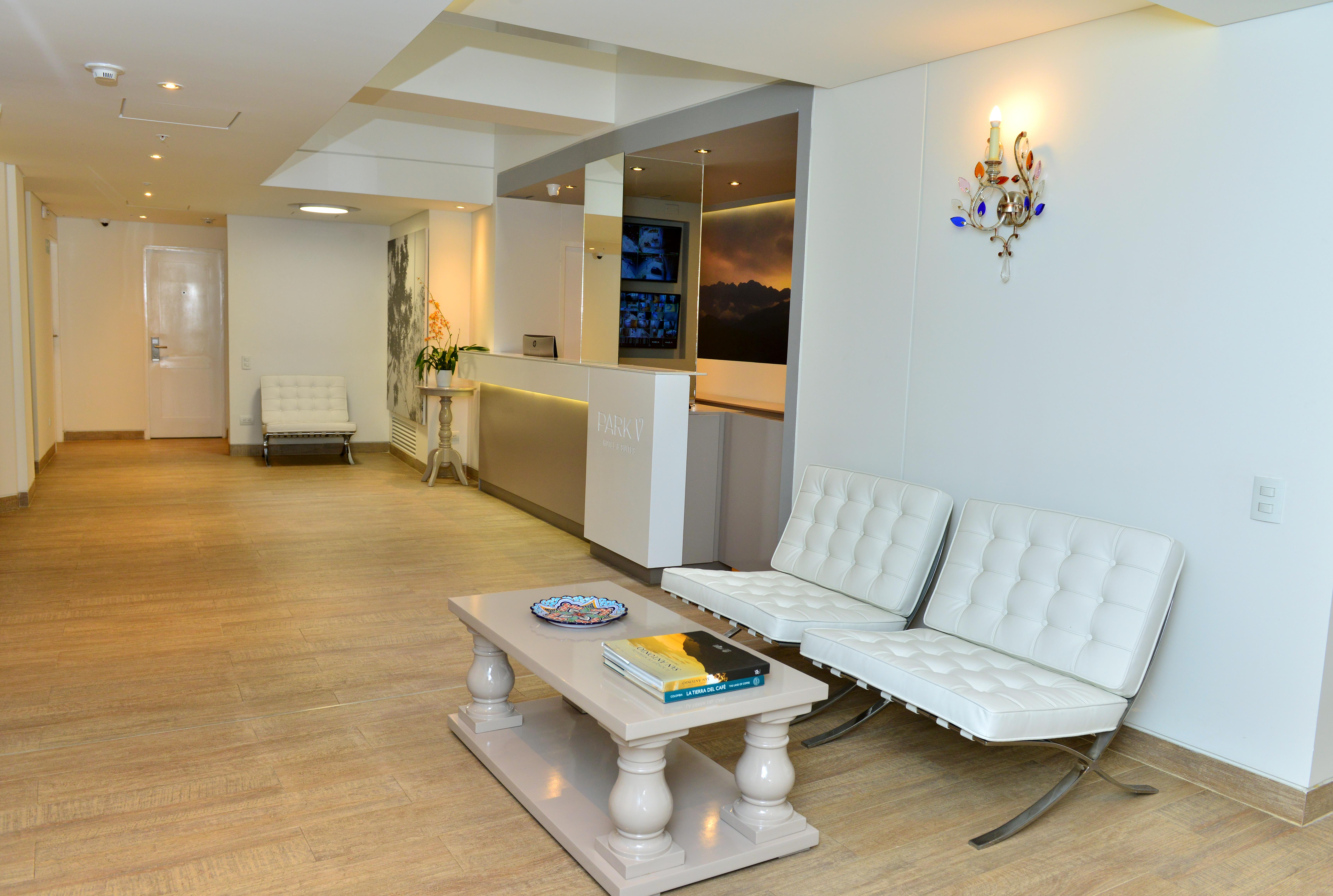 Park V Hotel & Suites Cali Extérieur photo